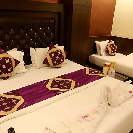 Hotel Shivam International-3
