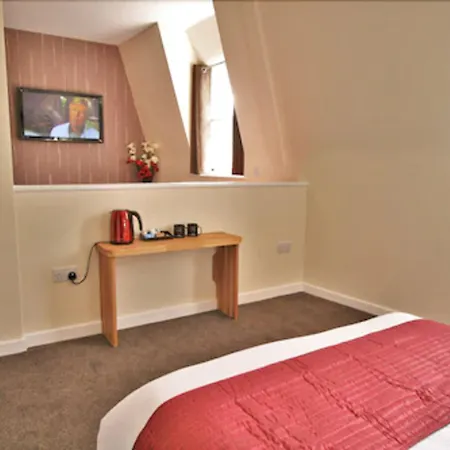 Central Hotel Gloucester By Roomsbooked-3