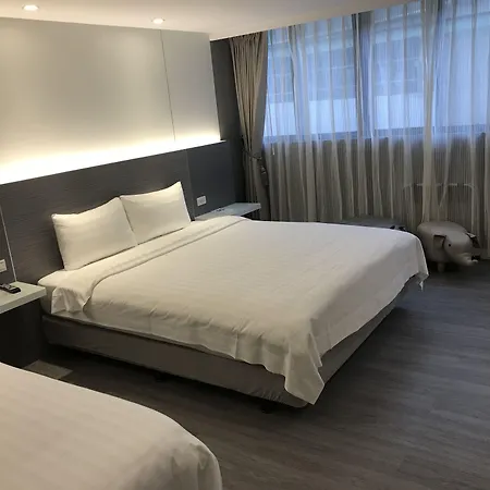 Golden Garden Hotel-3
