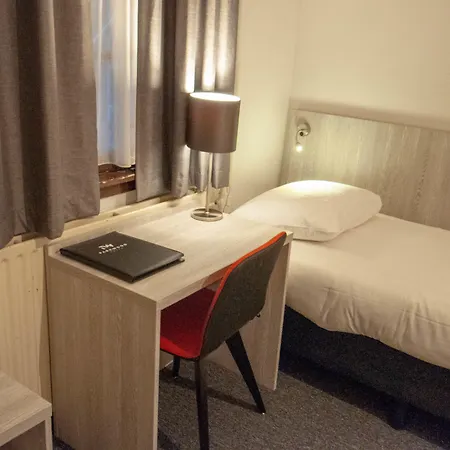 Hotel Crown-3