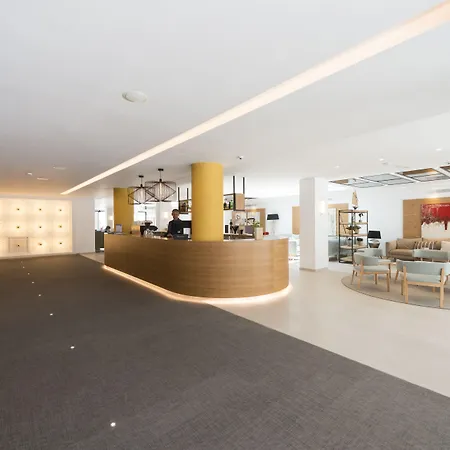 Kyrat Amarac Suites-3