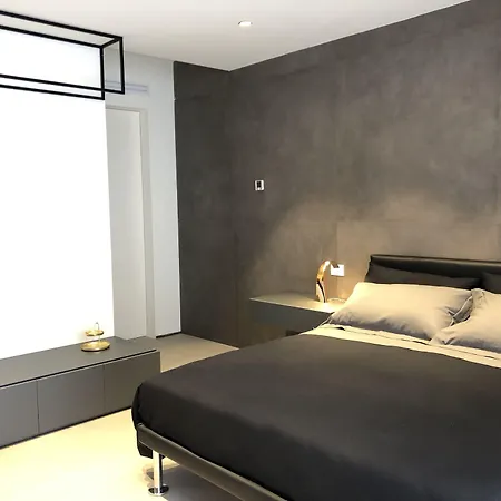 Golden Suites 50-3