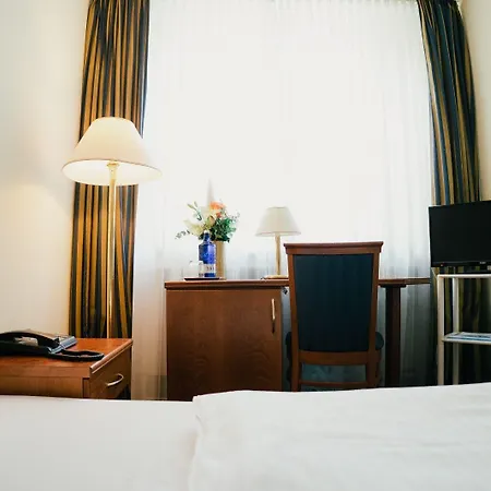 Altstadt Hotel St. Georg-3