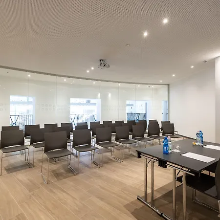Ih Hotels Milano Centrale Guest House-3