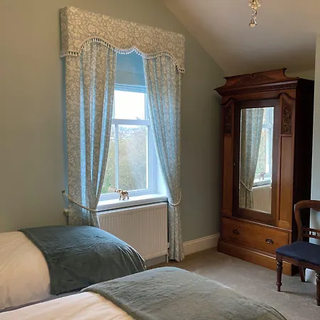 The Old Lodge Guest House-2