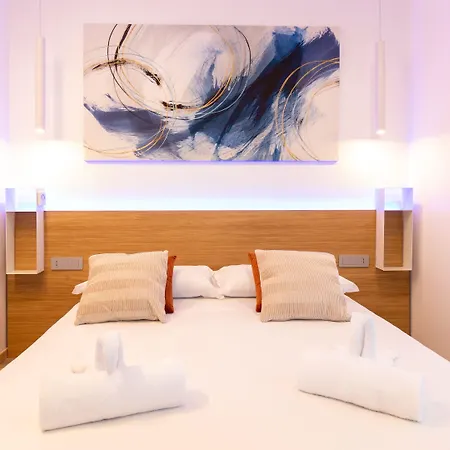 Galleria Roma Art Guesthouse-3