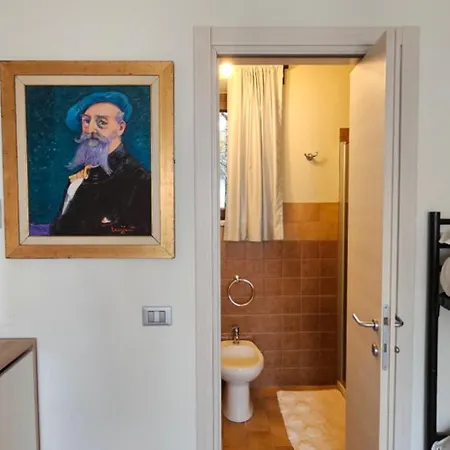 Art Gallery Rooms-2
