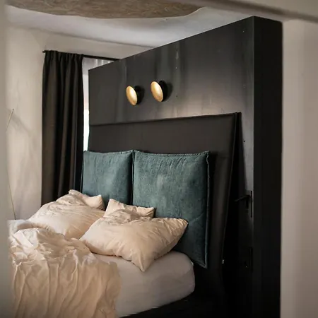 Flurin Suites-3