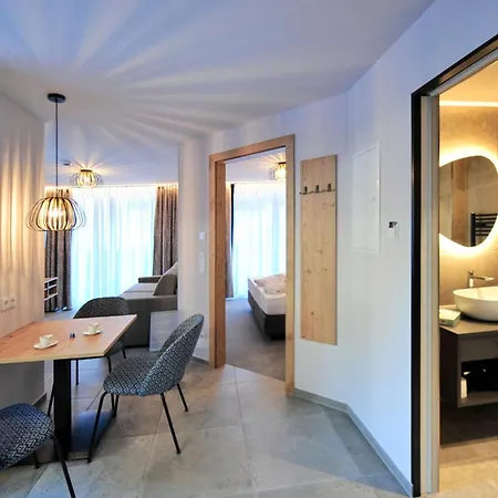 Appartement Chesa Monte-2
