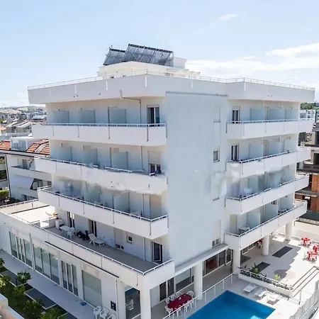 Nuovo HOTEL SETTIBI 20m dalla spiaggia-2