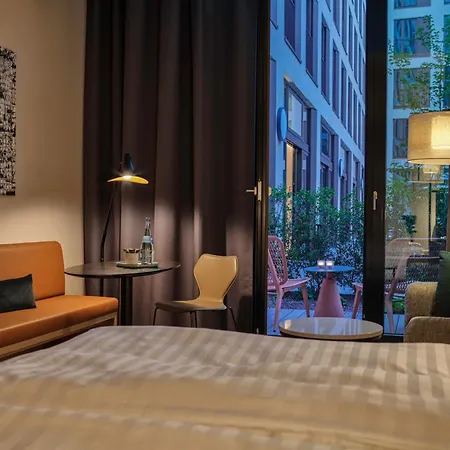 Adina Apartment Hotel Cologne-3