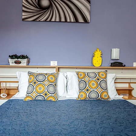 Hotel Solaris-2