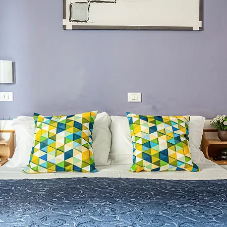 Hotel Solaris-3