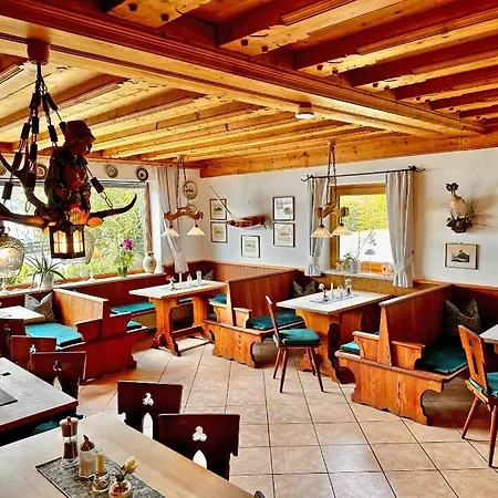 Hotel Fischerstüberl am See-3