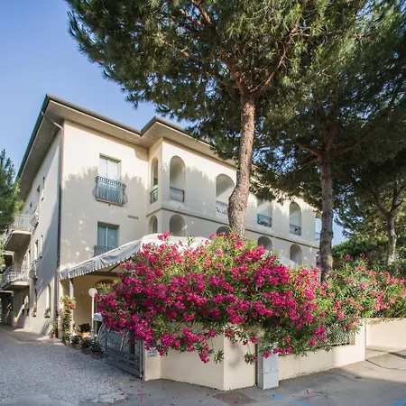 Hotel Dover Rooms & Coffee Adults Friendly-3