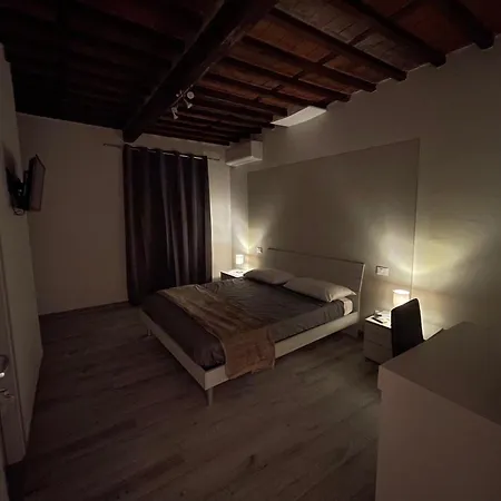 Rent Room Iacopo-2