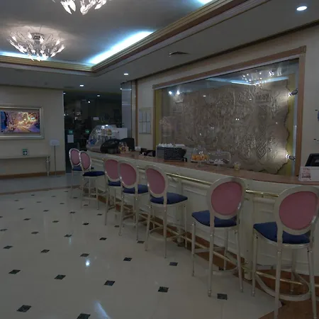 Hotel Kyiv-2