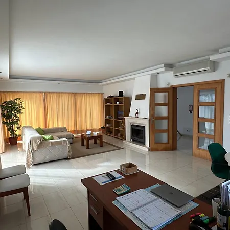 Azores Holidays House -B&B - Suites - Self Check-In Keyboard-2