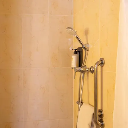 B&B HOTEL Lorient Lanester-2