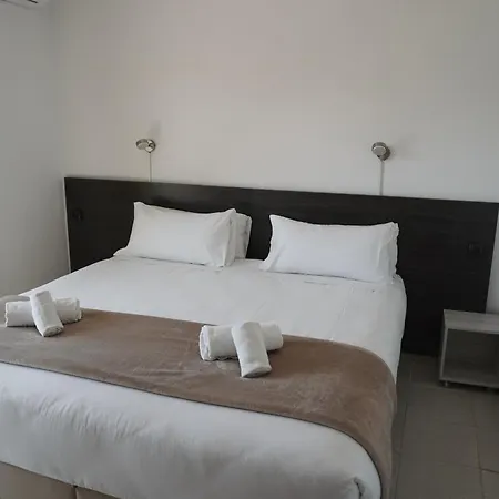 Hotel Ram Rooms Tahiti-2