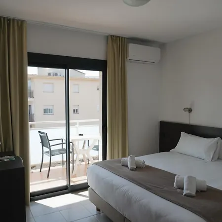 Hotel Ram Rooms Tahiti-3