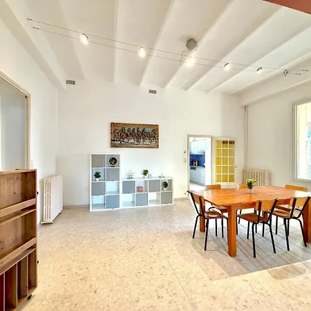 La Nîmoise, Maison familiale avec jardin-2