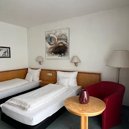 Matchpoint Hotel-3