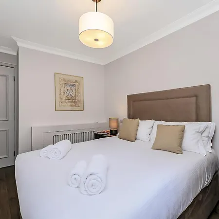 Curzon Street By Mansley-3