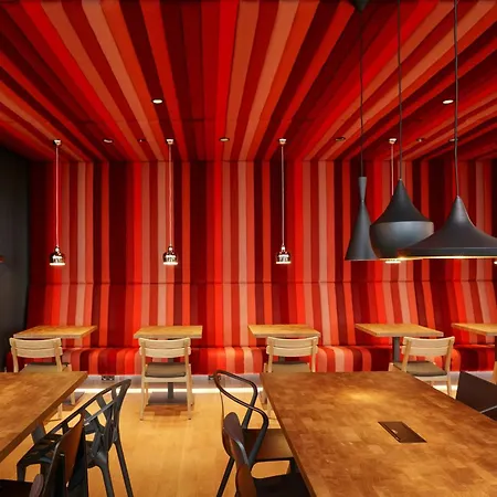 citizenM Copenhagen Radhuspladsen-2