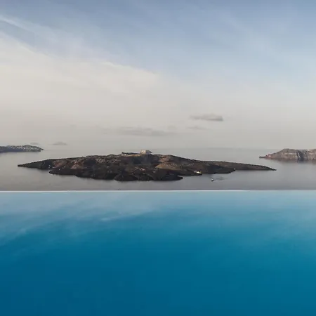 Cosmopolitan Suites - Small Luxury Hotels Of The World-2