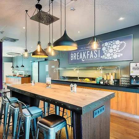 Premier Inn Frankfurt City Europaviertel-3