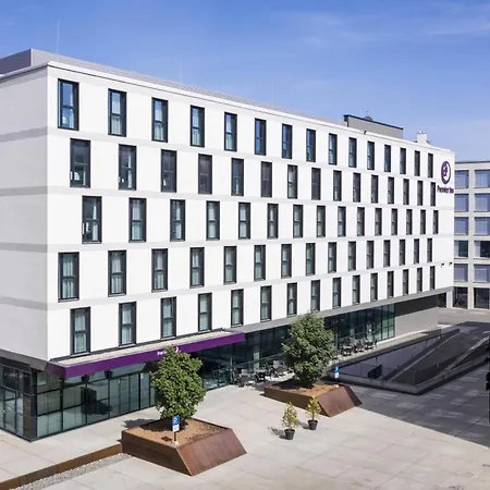 Premier Inn Freiburg City Sued-3