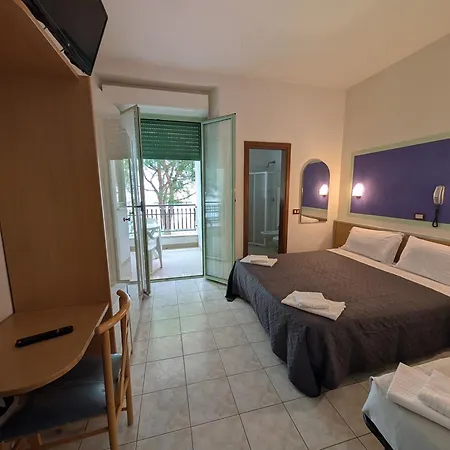 Hotel Dover Rooms & Coffee Adults Friendly-2