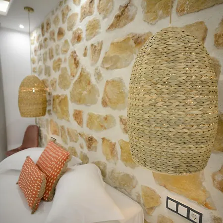 Katerina Roza Studios - Heartfelt Hospitality In The City-3