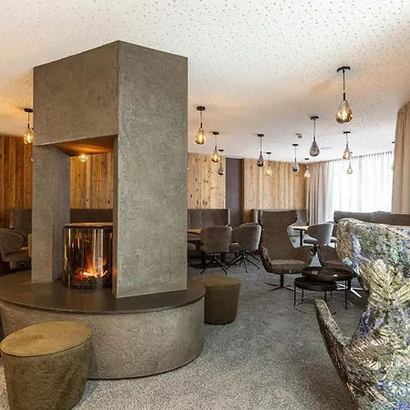 Zillertal Suites Fügen by ALPS RESORTS-2