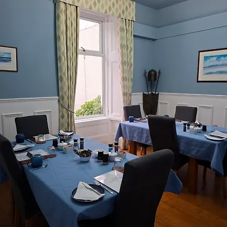 Dean Park Guest House-3