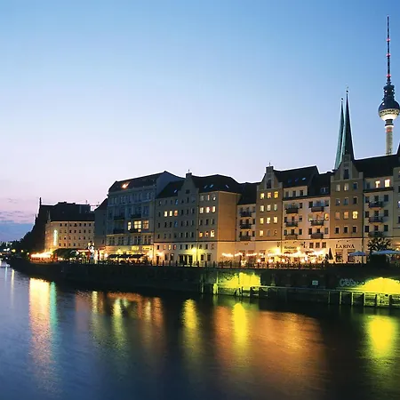 St Christopher'S Hotel Berlin - Alexanderplatz-3