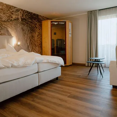 Hotel Bergfrieden-2