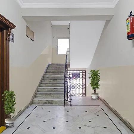 Capital O Samrat Palace Near Nampally Station-2