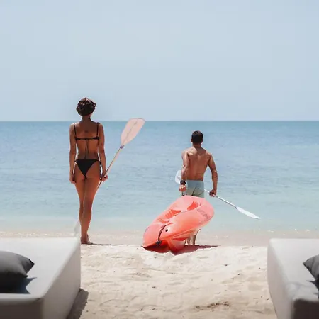 Sabai Beach Hotel-2