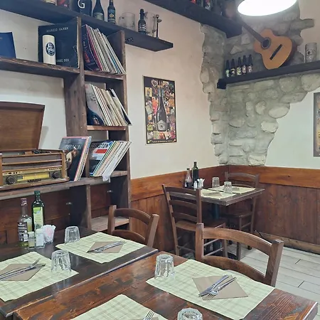 B&B Near Lake Como - Close To Train & Bus - Breakfast Included-3