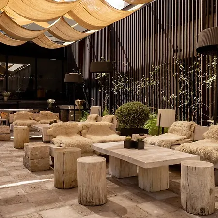 Cirqa - Relais & Chateaux-3
