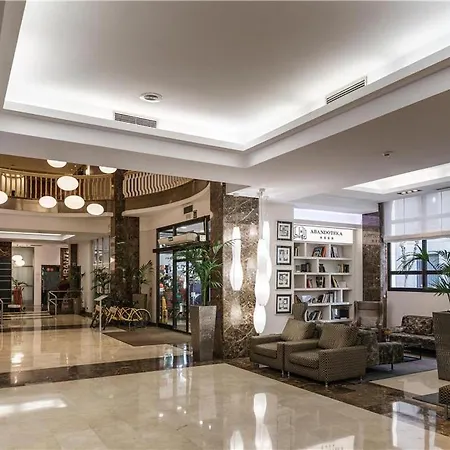Hotel Ilunion Abando Bilbao-3