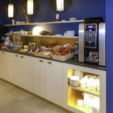Hotel Mercure Macon Bord De Saone-2