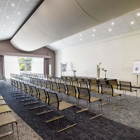 Novotel Lyon Bron-3