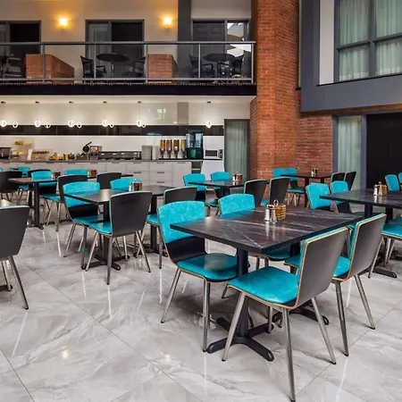 Best Western Laval-Montreal&Conference Centre-3