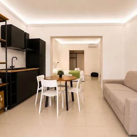 Leone Suite B&B & Restaurant Aic-2
