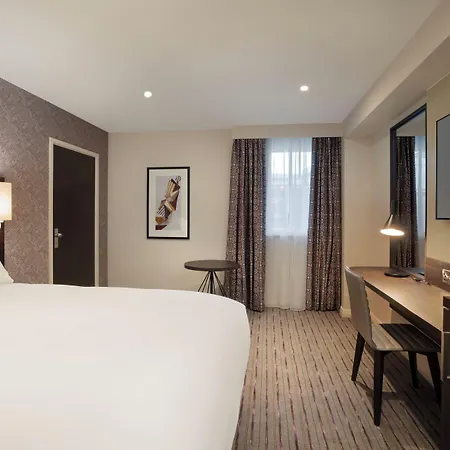 Leonardo Hotel Chester-3