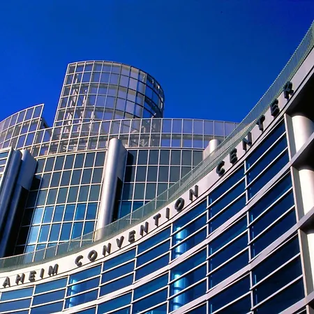 Hilton Anaheim-3