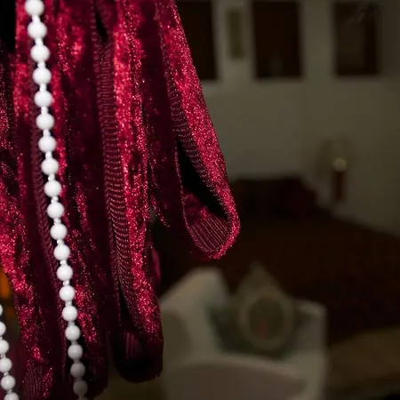 Collier De La Colombe-2